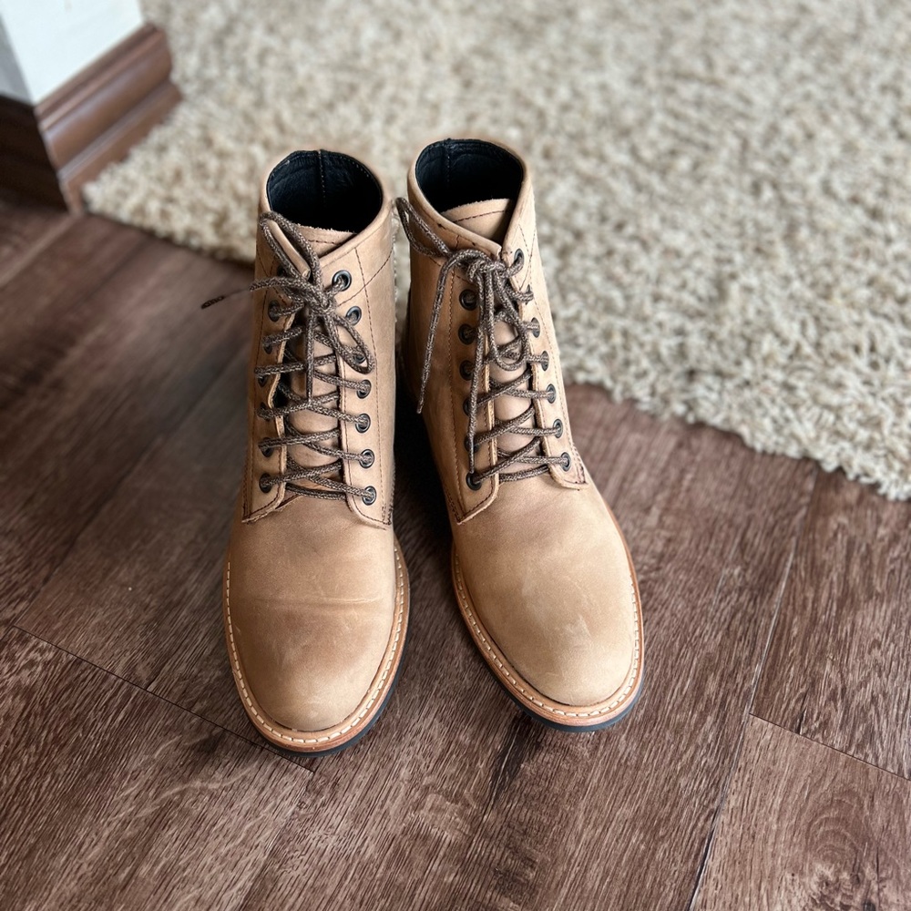 Mint Condition Nisolo Combat Boots Tobacco Color Size 8.5
